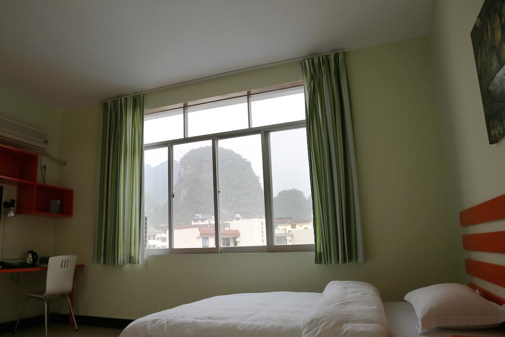 Tiffany Hostel Yangshuo Exterior foto